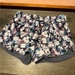 Reversible Lululemon shorts size 6